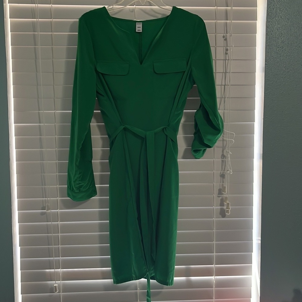 Green Old Navy dress